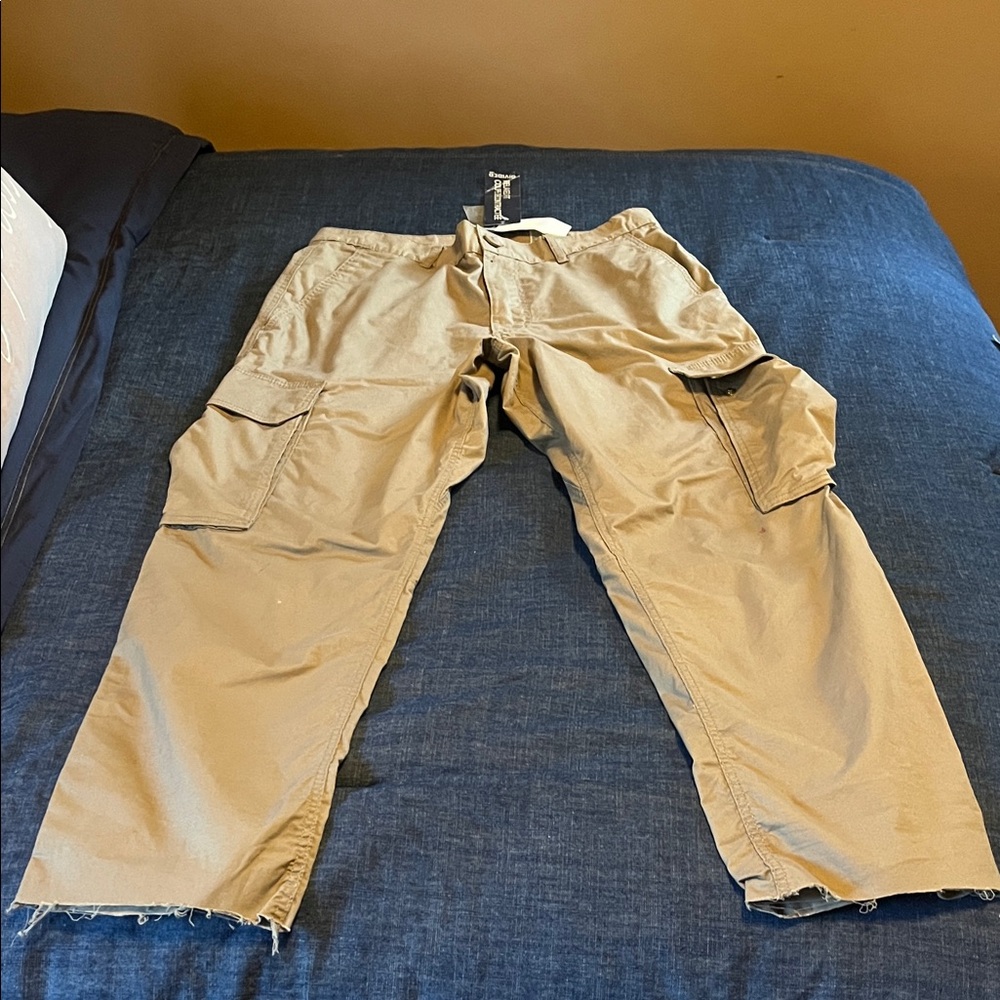 Divided Men's Beige Cargo Pants